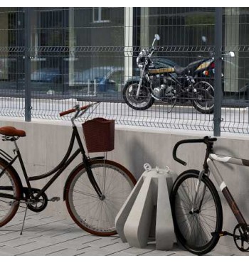 Betoninis dviračių stovas Lotos (montuojamas prie sienos) | 4